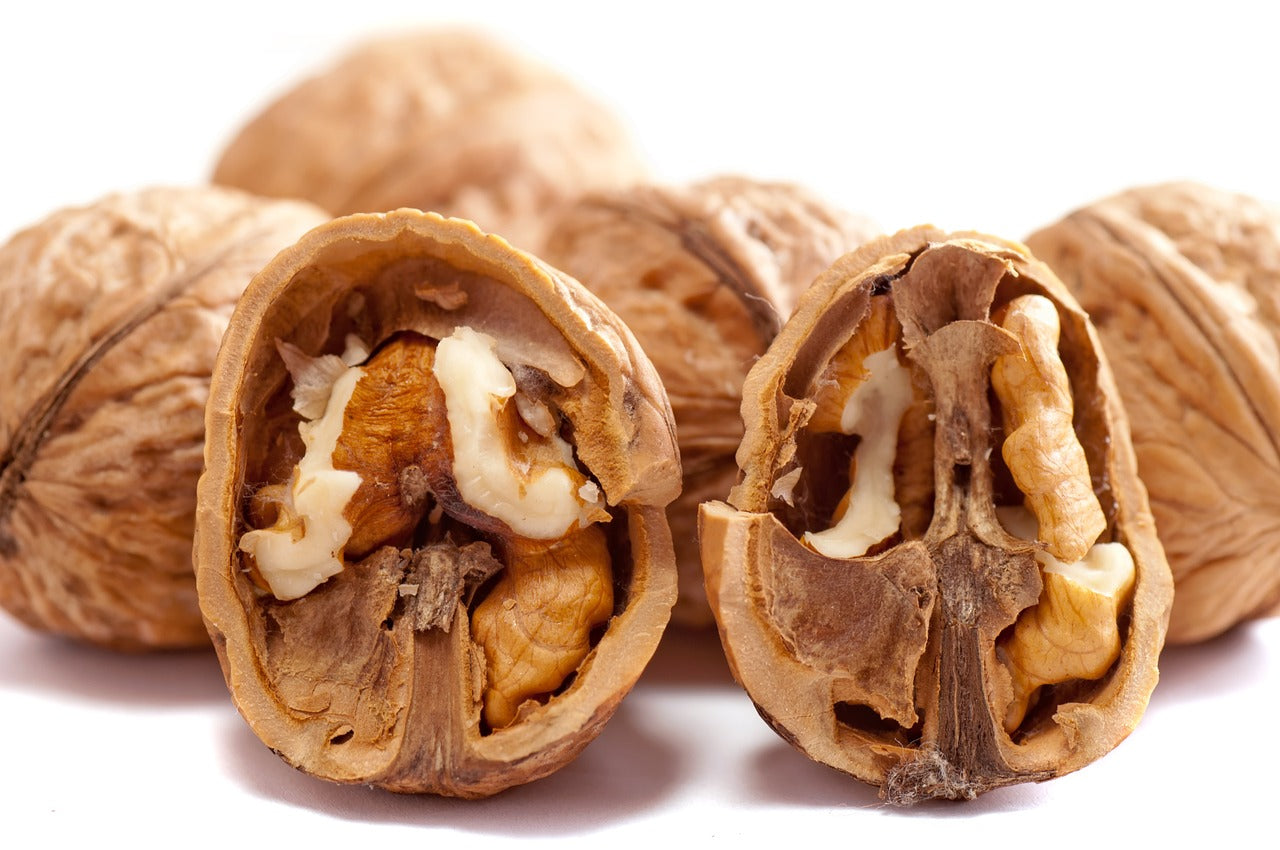 Premium Kashmiri Walnuts (Akhrot) 500 Grams | Fresh, High-Quality Walnuts with Shell | Dasi Akhrot | Desi Walnuts