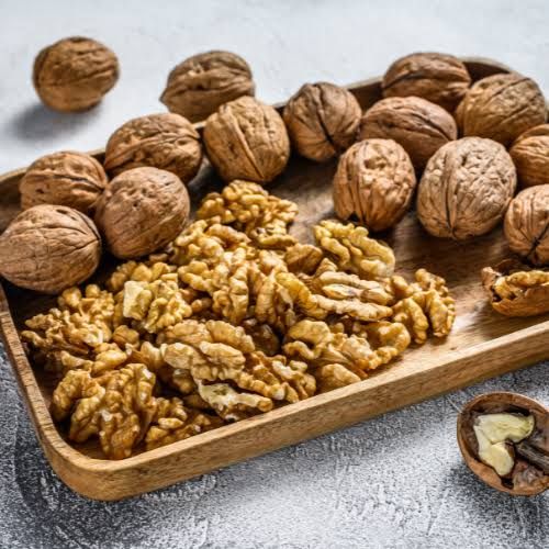 Premium Kashmiri Walnuts (Akhrot) 500 Grams | Fresh, High-Quality Walnuts with Shell | Dasi Akhrot | Desi Walnuts